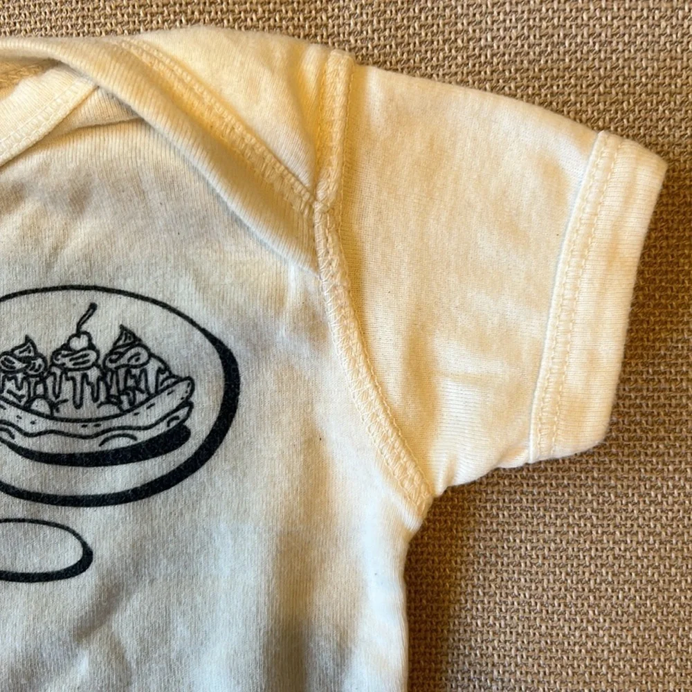 Owlet Organics onesie Size 6m